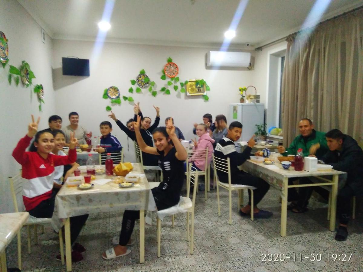 Hostel Bukhara Gold ทาชเคนต์ ภายนอก รูปภาพ