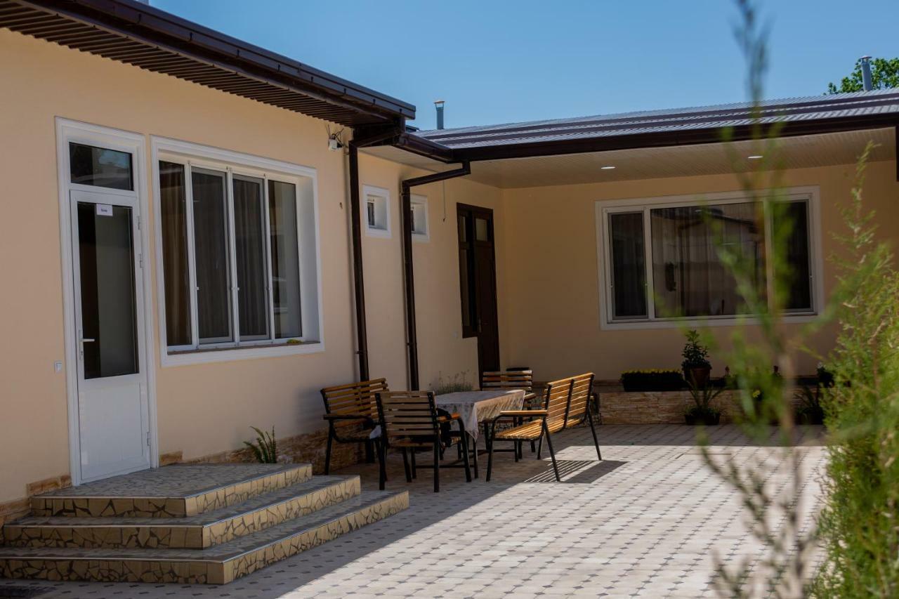 Hostel Bukhara Gold ทาชเคนต์ ภายนอก รูปภาพ