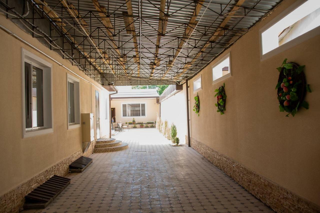 Hostel Bukhara Gold ทาชเคนต์ ภายนอก รูปภาพ