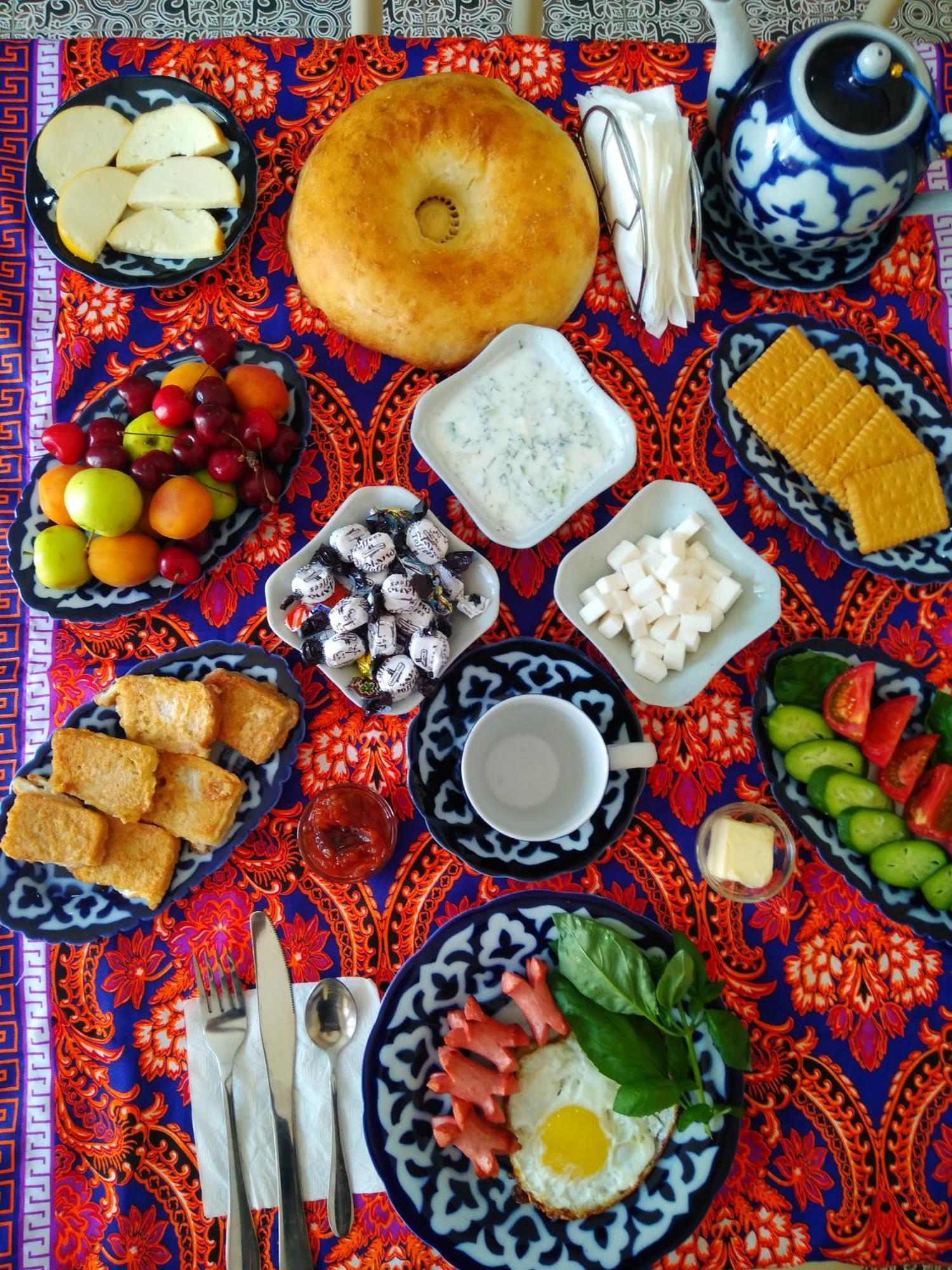 Hostel Bukhara Gold ทาชเคนต์ ภายนอก รูปภาพ