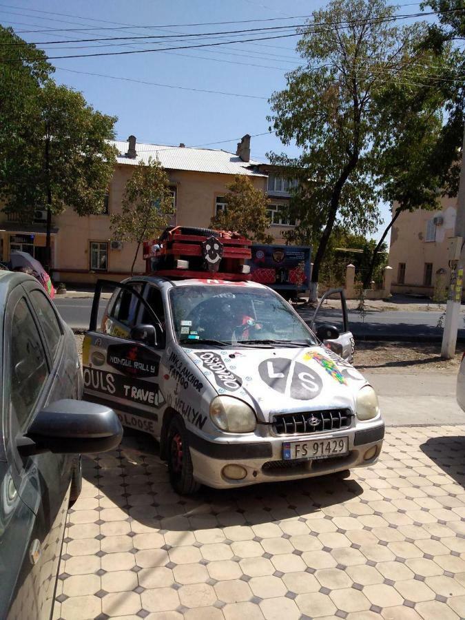 Hostel Bukhara Gold ทาชเคนต์ ภายนอก รูปภาพ