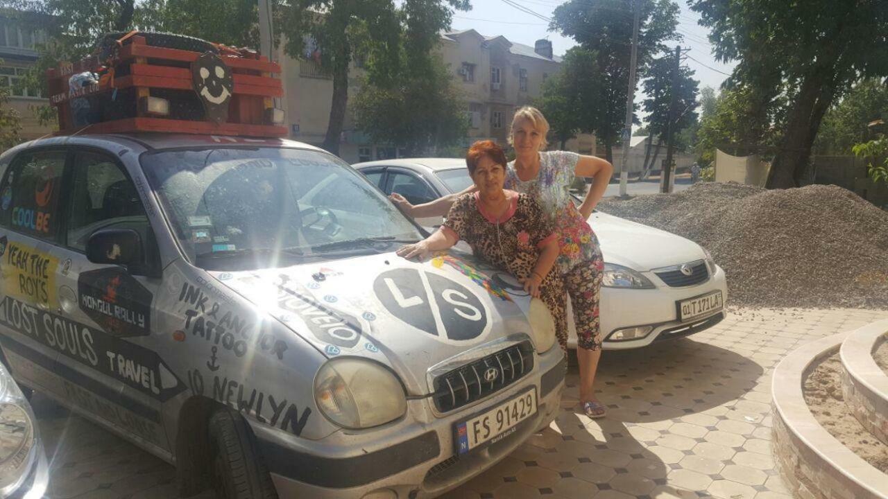 Hostel Bukhara Gold ทาชเคนต์ ภายนอก รูปภาพ